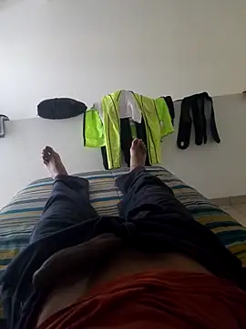 isuru lakshan online show from February 19, 12:23 pm