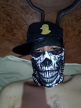 Cholo1096 online show from April 3, 7:28 am