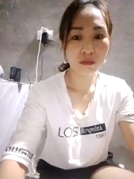 Thobaby112 online show from May 18, 9:09 pm