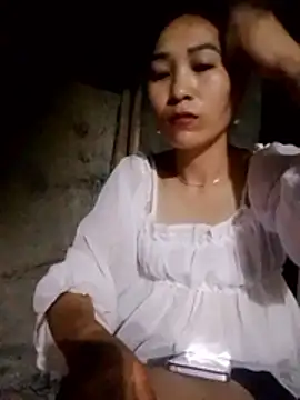 Thobaby112 online show from May 19, 9:21 pm