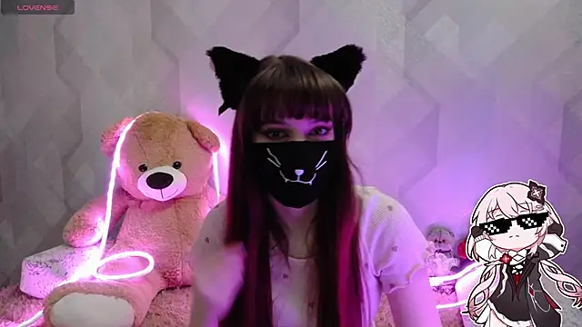 llonaMask online show from March 10, 7:02 am