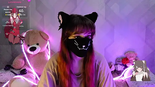 llonaMask online show from March 13, 9:05 am