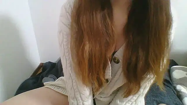 Snapshot of emcchi67 chatting on March 11, 12:16 am emcchi67 online show from March 11, 12:16 am