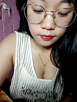 Eye-squirt online show from March 6, 7:49 am