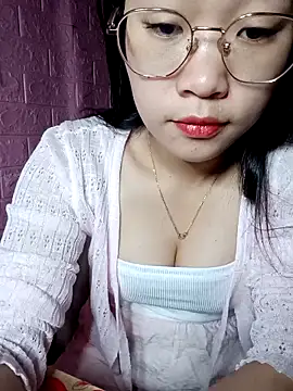 Eye-squirt online show from March 7, 3:03 am