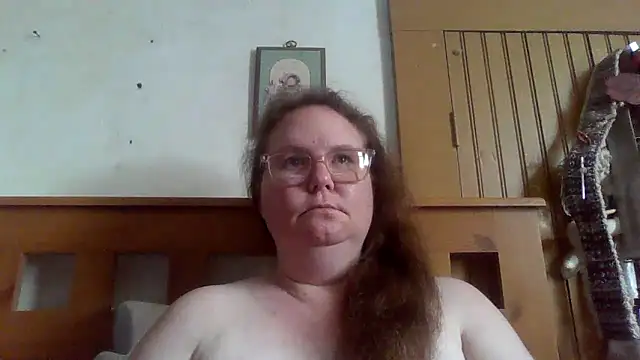 naughty queen1 online show from April 25, 7:22 pm