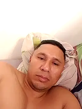 deiner13 online show from February 15, 9:44 pm