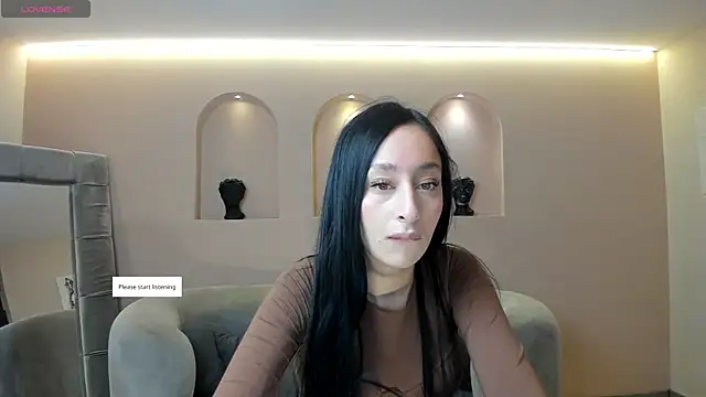 AmaraDivine online show from May 30, 10:56 am