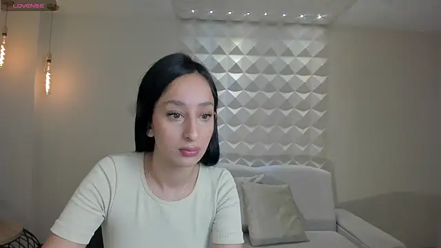 AmaraDivine online show from July 25, 11:19 am