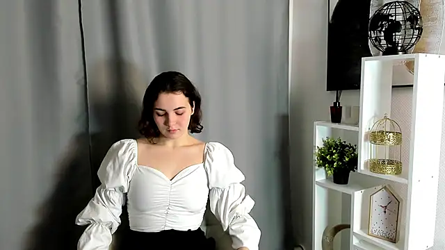 ShalaBethay online show from February 16, 6:26 pm