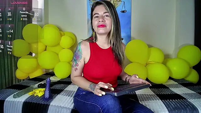 Snapshot of oriana_thomson01 chatting on May 21, 6:59 pm oriana thomson01 online show from May 21, 6:59 pm
