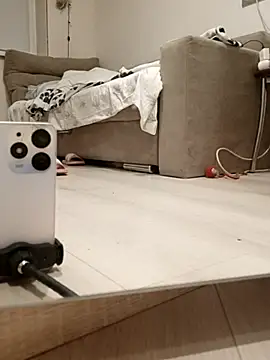 VeraVS online show from April 22, 6:42 pm