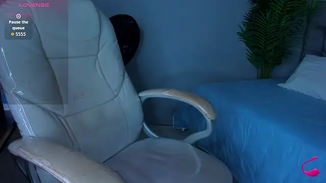 Ari coopeer online show from March 24, 3:44 am