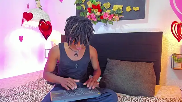 Snapshot of Mashall_lee chatting on February 27, 7:58 pm Mashall lee online show from February 27, 7:58 pm