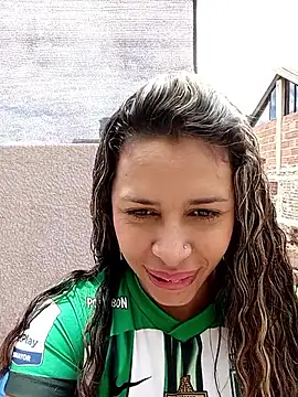 kiki milu online show from May 12, 4:48 pm