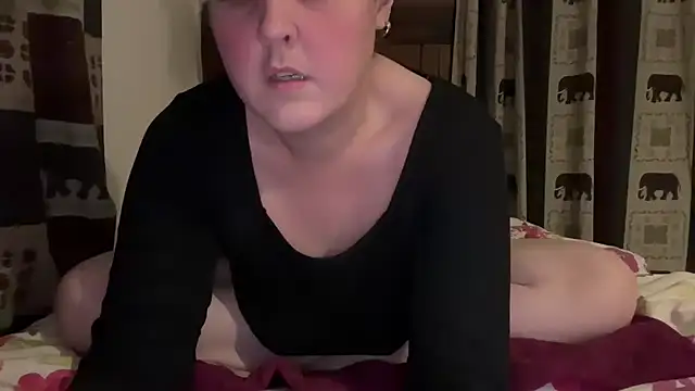 Ewelinababy online show from February 25, 9:57 pm