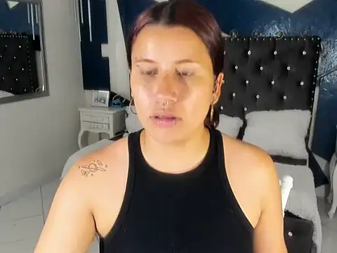 sara gray   online show from March 17, 8:12 pm