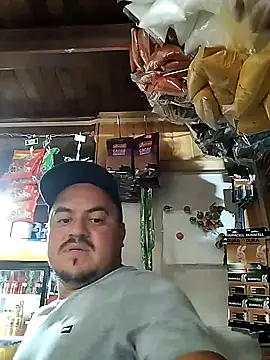 Snapshot of coupleCol90 chatting on March 10, 8:58 pm coupleCol90 online show from March 10, 8:58 pm