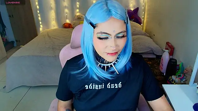 maliciaXpoison online show from April 29, 5:22 am