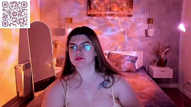 zoe j0y online show from April 11, 7:45 am