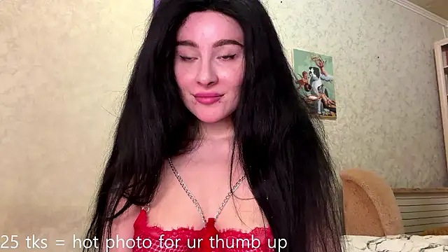 ToriHellberg online show from March 4, 8:53 am