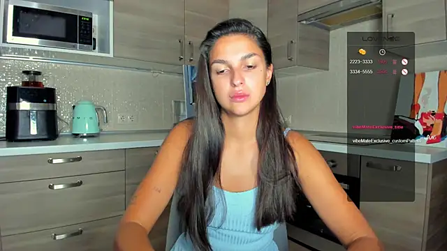 Snapshot of AngelGabe chatting on April 23, 8:44 pm AngelGabe online show from April 23, 8:44 pm