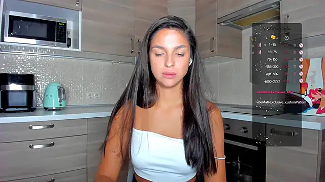 Snapshot of AngelGabe chatting on April 25, 7:22 pm AngelGabe online show from April 25, 7:22 pm