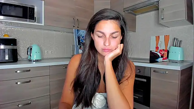 Snapshot of AngelGabe chatting on May 3, 4:46 pm AngelGabe online show from May 3, 4:46 pm