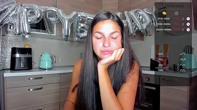 Snapshot of AngelGabe chatting on May 14, 9:10 pm AngelGabe online show from May 14, 9:10 pm