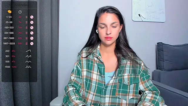 Snapshot of AngelGabe chatting on June 24, 6:40 pm AngelGabe online show from June 24, 6:40 pm