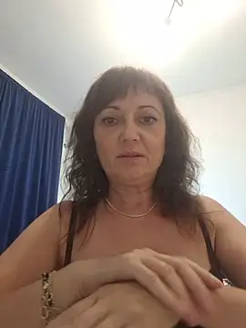 Snapshot of SaraGina chatting on July 14, 8:58 pm SaraGina online show from July 14, 8:58 pm
