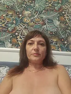 Snapshot of SaraGina chatting on July 21, 9:06 pm SaraGina online show from July 21, 9:06 pm