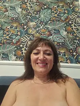 Snapshot of SaraGina chatting on July 30, 9:58 pm SaraGina online show from July 30, 9:58 pm