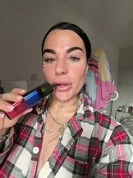 Darkfantisyx online show from May 7, 12:32 pm