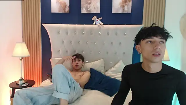 Aiden Rivers  online show from June 12, 1:10 pm