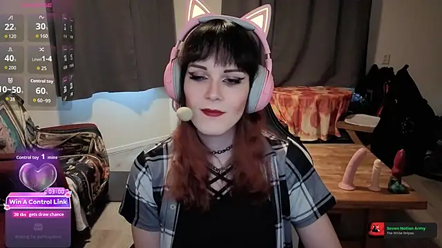 Samanteased online show from May 14, 5:09 pm