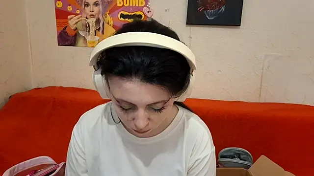 MindyMinty online show from February 20, 6:26 am