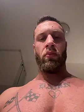 Snapshot of Tiziano94 chatting on March 9, 12:09 pm Tiziano94 online show from March 9, 12:09 pm