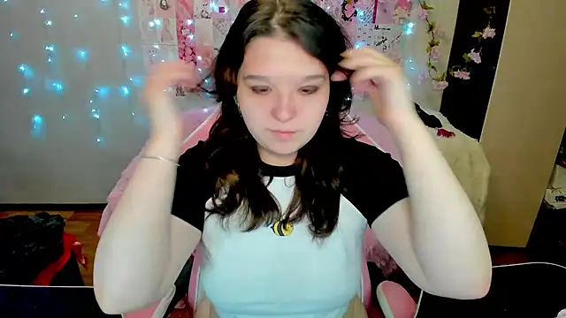 Kate Acid online show from August 1, 11:36 pm
