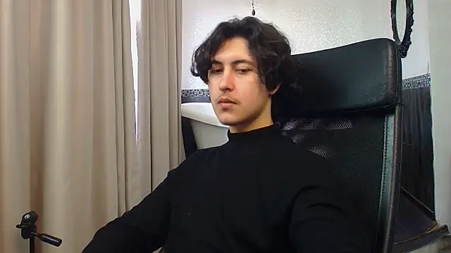 GriffinDane online show from March 18, 6:27 am