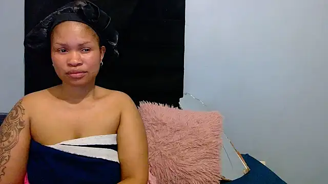 Loyal Sashaa online show from June 30, 1:01 pm