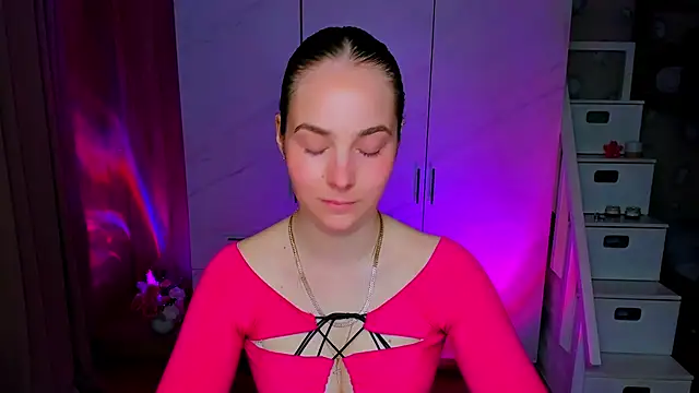 Snapshot of Maddy_Wood_ chatting on May 11, 4:15 pm Maddy Wood online show from May 11, 4:15 pm