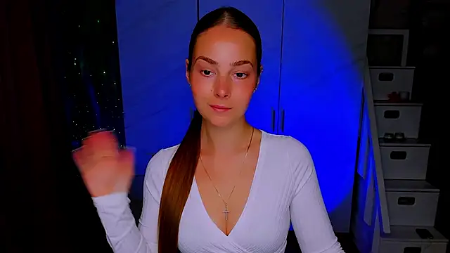 Snapshot of Maddy_Wood_ chatting on July 20, 4:31 pm Maddy Wood online show from July 20, 4:31 pm
