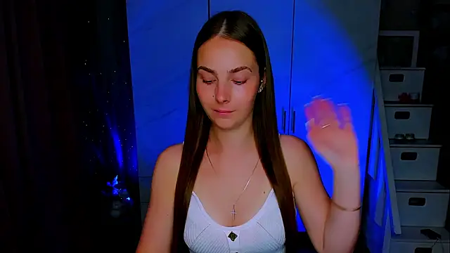 Snapshot of Maddy_Wood_ chatting on July 23, 4:05 pm Maddy Wood online show from July 23, 4:05 pm