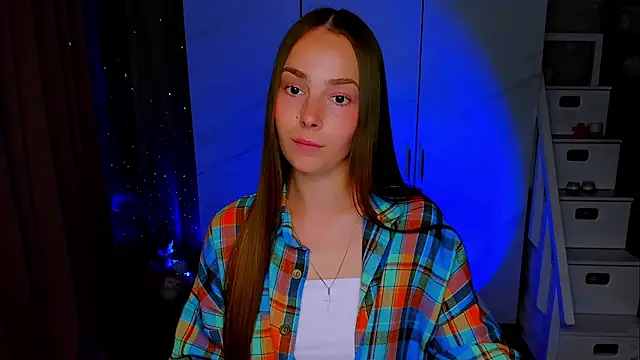 Snapshot of Maddy_Wood_ chatting on July 26, 4:47 pm Maddy Wood online show from July 26, 4:47 pm