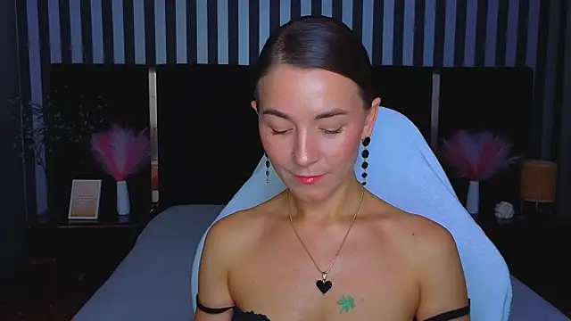 GracefulMichelle online show from June 20, 7:27 pm