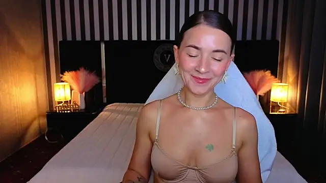 GracefulMichelle online show from July 26, 7:21 pm