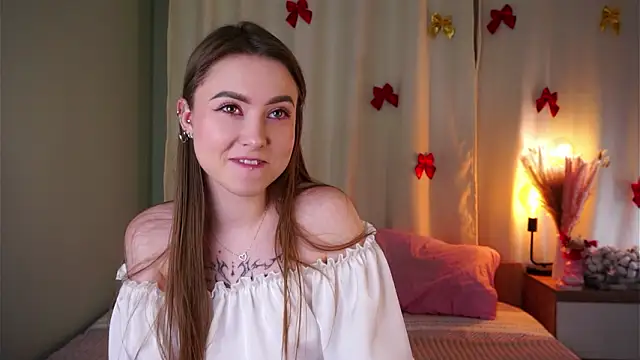 LorileeRuetz online show from February 27, 12:38 pm