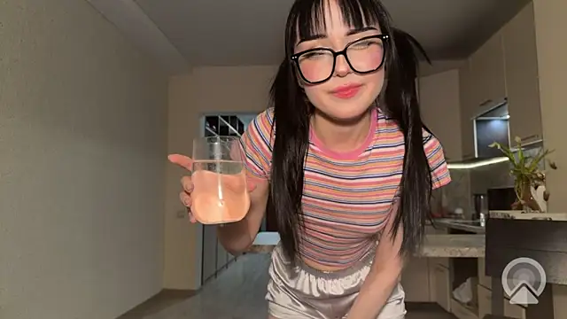 alicelanei online show from March 14, 7:41 pm