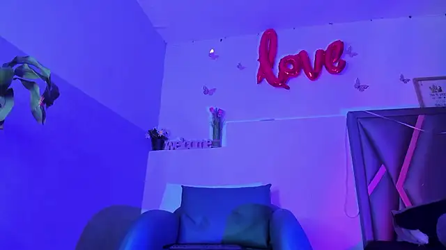 Agathe caius online show from March 12, 4:51 am